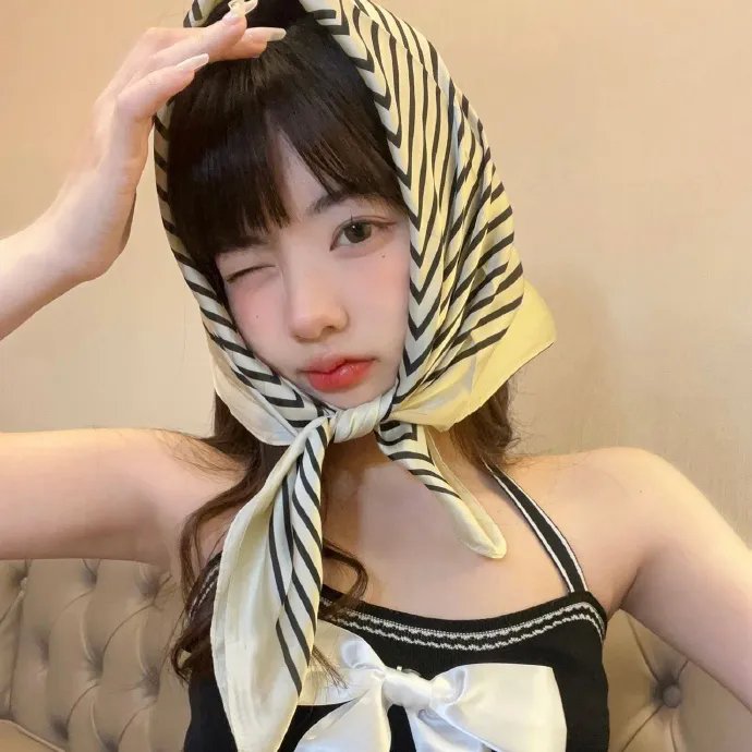 波丽士很忙