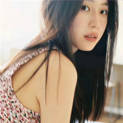 留鸟天空